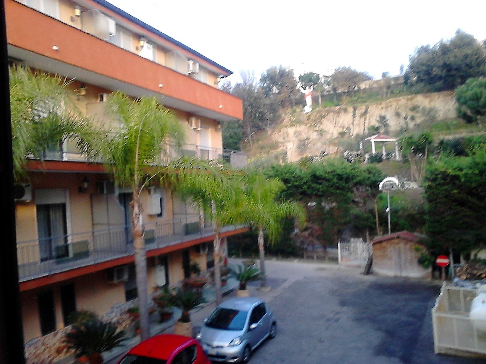 Hotel Happy Days Licola Exterior photo