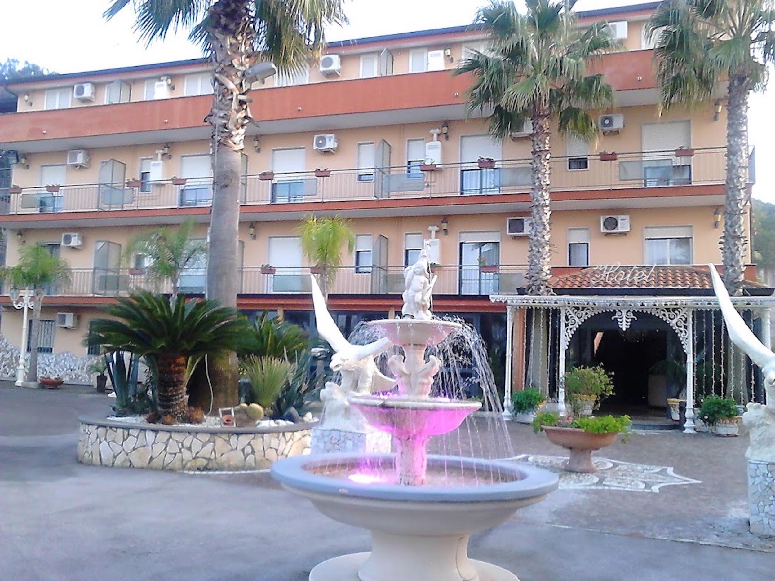 Hotel Happy Days Licola Exterior photo
